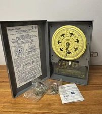 Intermatic T7402B Dial Time Switch 7 Day 4 Pole Brand New 