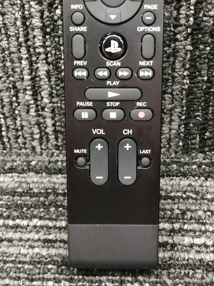 Sony 051-038-D1 Remote Control For Ps4 Universal Media Remot - Image 3 of 4