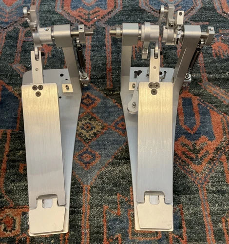 Aisen Chrome Direct Drive Double Pedal - Picture 2 of 3