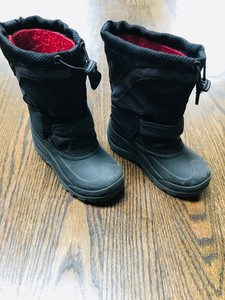 girls snow boots size 11