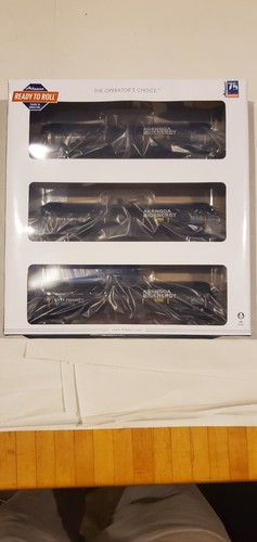 Athearn ATH29888 GATX 30K Gallon Ethanol Tank Car 3 pack