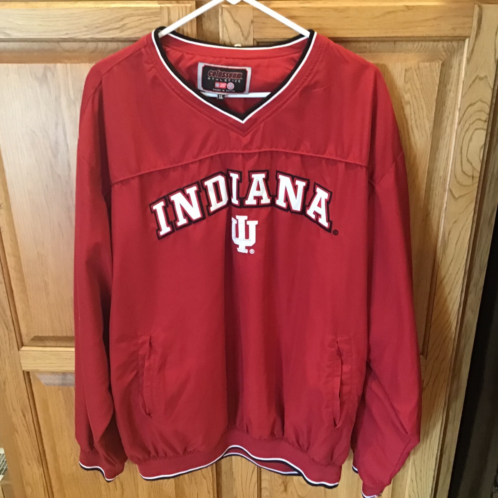 Indiana Hoosiers IU V-Neck Pullover 