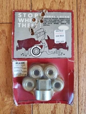 VINTAGE STOP WHEEL THEFT WHEEL LOCKS 7/16-20 PART # WL650C HOLLYWOOD ACCESSORIES
