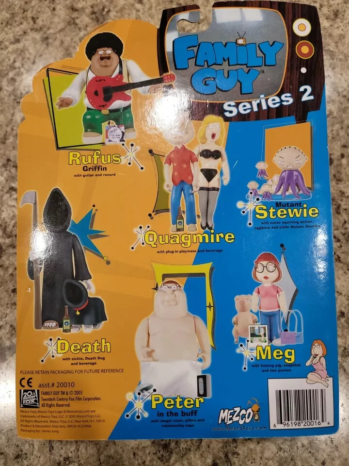 MEZCO FAMILY GUY SERIES 2 DEATH AND DEATH DOG SKULL ACTION FIGURE