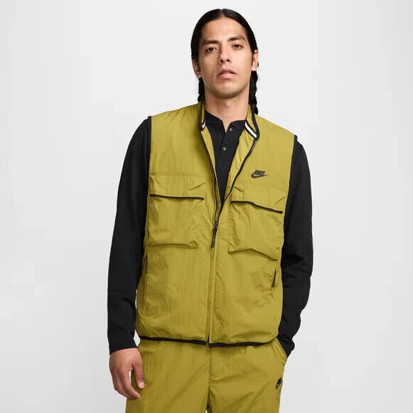 Nike Vest Men's XL Green Tech Woven Utility Nylon FZ0748-307 Nike Vest Men's XL Green Tech Woven Utility Nylon FZ0748-307