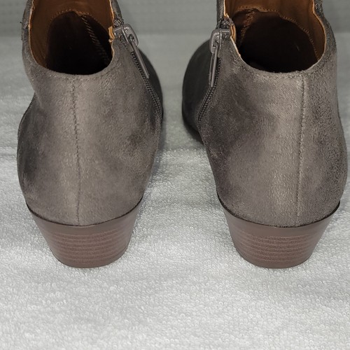 SODA Chelsea Faux Suede Leather Ankle Boots Women's Sz 7 Brown Zip Up Heeled - Picture 5 of 20