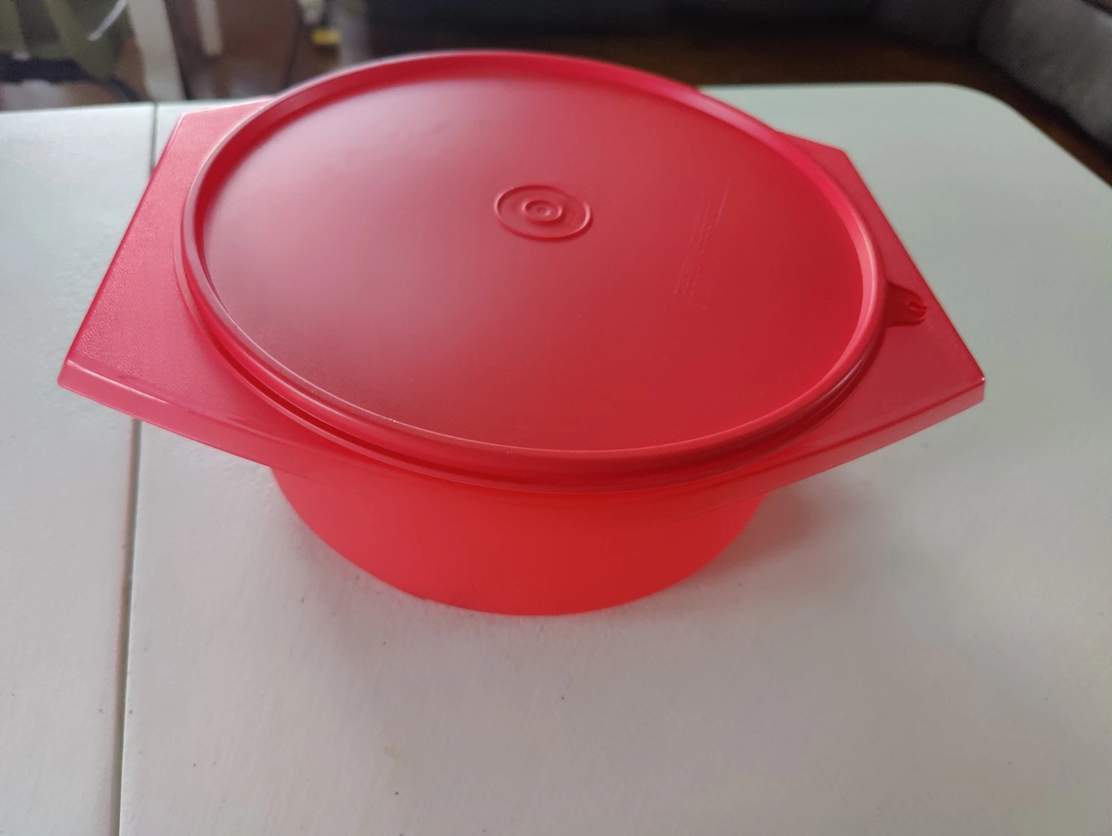 NEW Tupperware Large Tortilla Keeper Container Seal Flamingo Color #1283A-1 FS