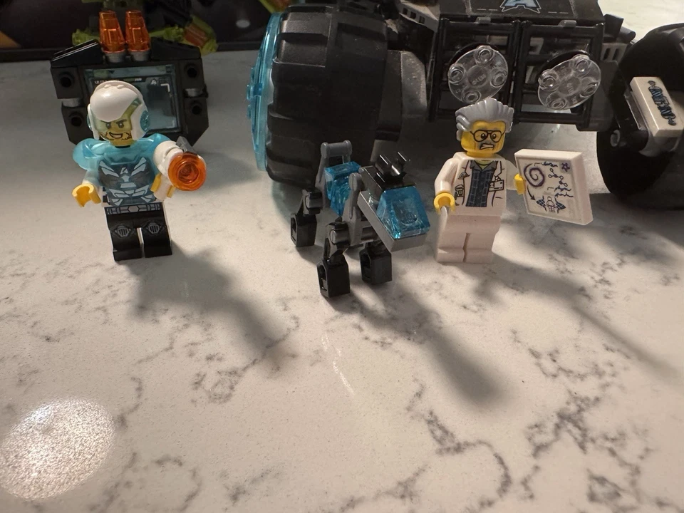 LEGO Ultra Agents: Stealth Patrol (70169) 100% Complete w/ Manual - Image 2 of 4