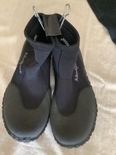 NEOSPORT 3mm Low-Top Boot Size 6