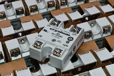 Crydom Solid State Photo-Coupled Relay (Photorelay) SPST-NO 84134280 3 ~ 32VDC