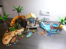 Playmobil Family Fun Urlaub Insel mit Tiki Bar  Pool mit Whirlpool Strand Karibi