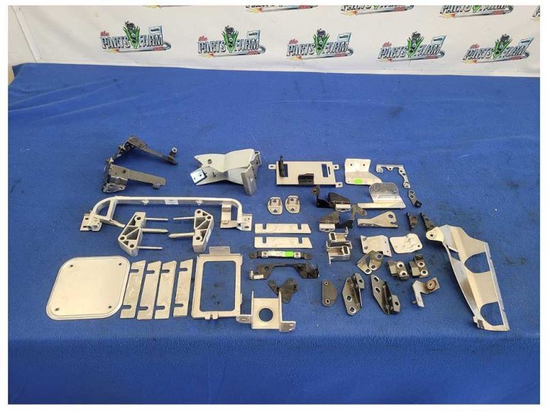 2014 Audi R8 V10 Coupe Miscellaneous Body Brackets Hinges Spacers 2136