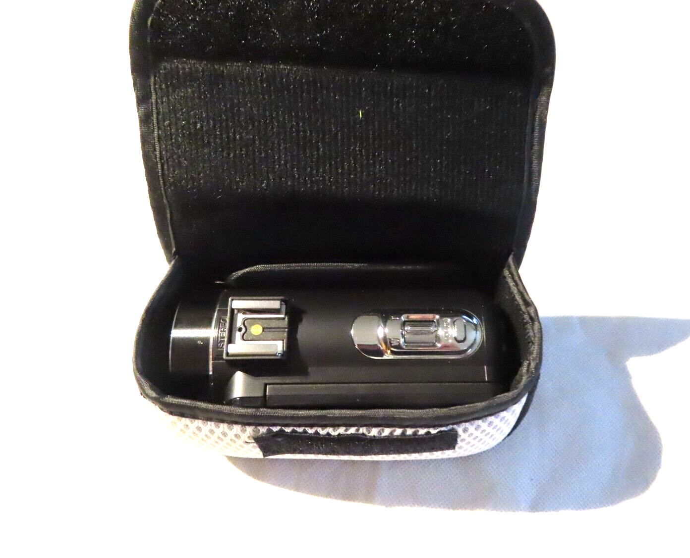 DVC Digital Video Camera FHD 1080P High Definition 18x Zoom 24 MP Still Image