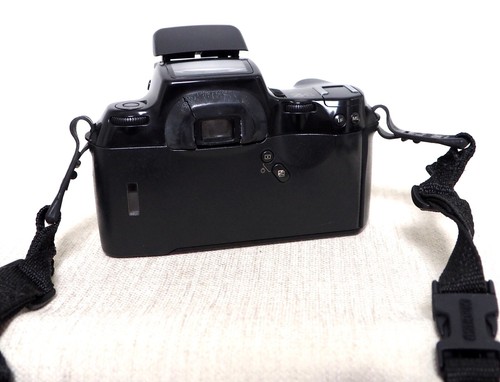 Vintage PENTAX Z-1 35mm film SLR camera body only with neck strap - Picture 3 of 5