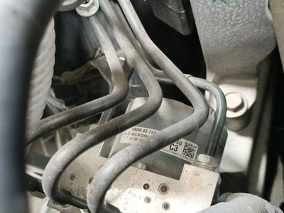 KN0W437A0 ABS / A426G / 2590387 FOR MAZDA CX-5 KF 2.2 D