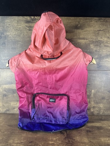 Justice Pet Packable Waterproof Ombre Dog Raincoat Size Medium Fast Shipping
