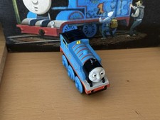Fisher-Price Wooden/Diecast Thomas Train Battery Operated Thomas