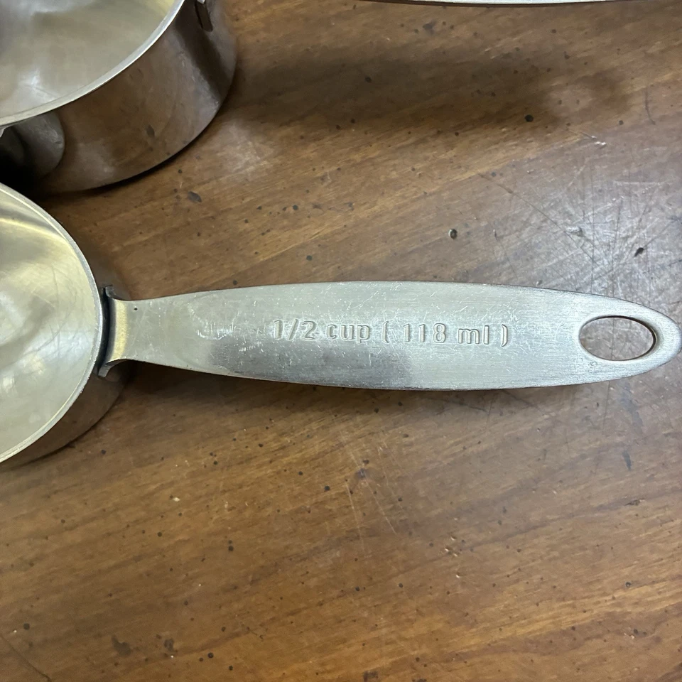 Cuisipro Ovalado 18/10 Acero Inoxidable Resistente Repuesto Taza Medidora 3 P Foto 3 de 4