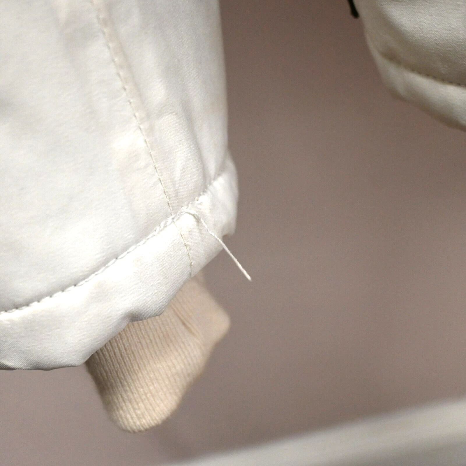 Prada Giacca con cerniera con cappuccio e cerniera in pelliccia bianca taglia: Appr. Medium