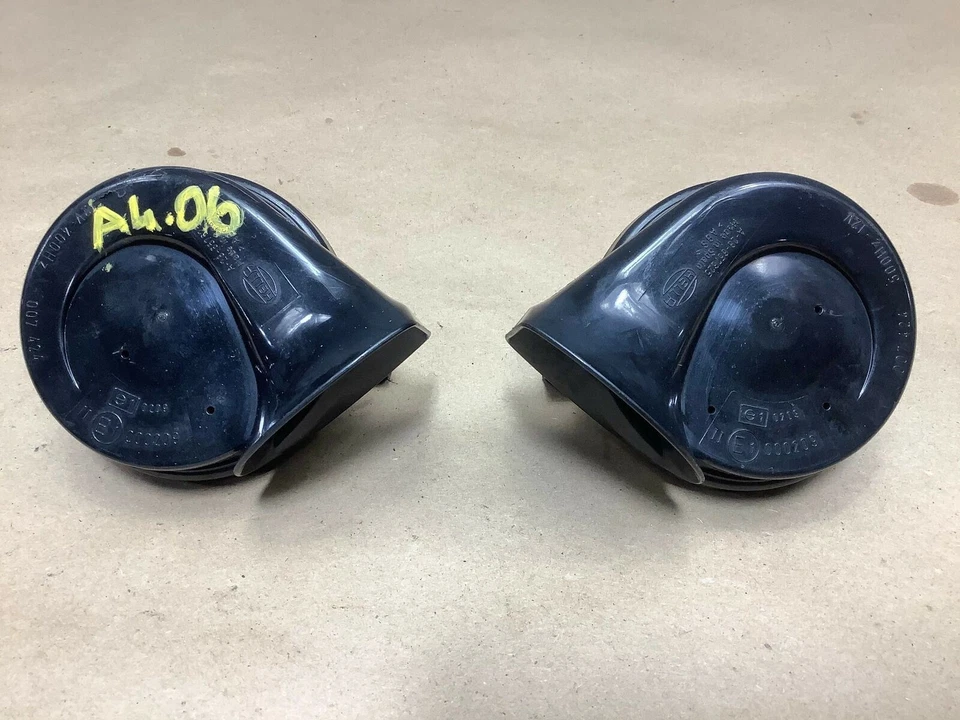 AUDI A4 2004-06 CABRIO NOTA ALTA Y BAJA BOCINA SEÑAL SIRENA JUEGO HELLA DE FÁBRICA Foto 4 de 4