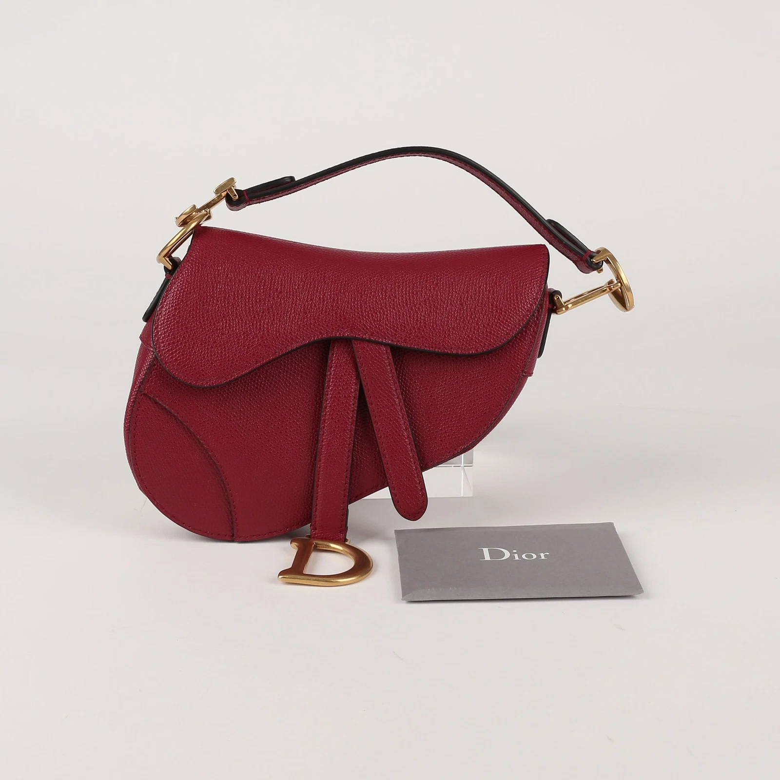 Dior Mini sac à bandoulière selle mollet grain rouge M0447CBAA 55247821