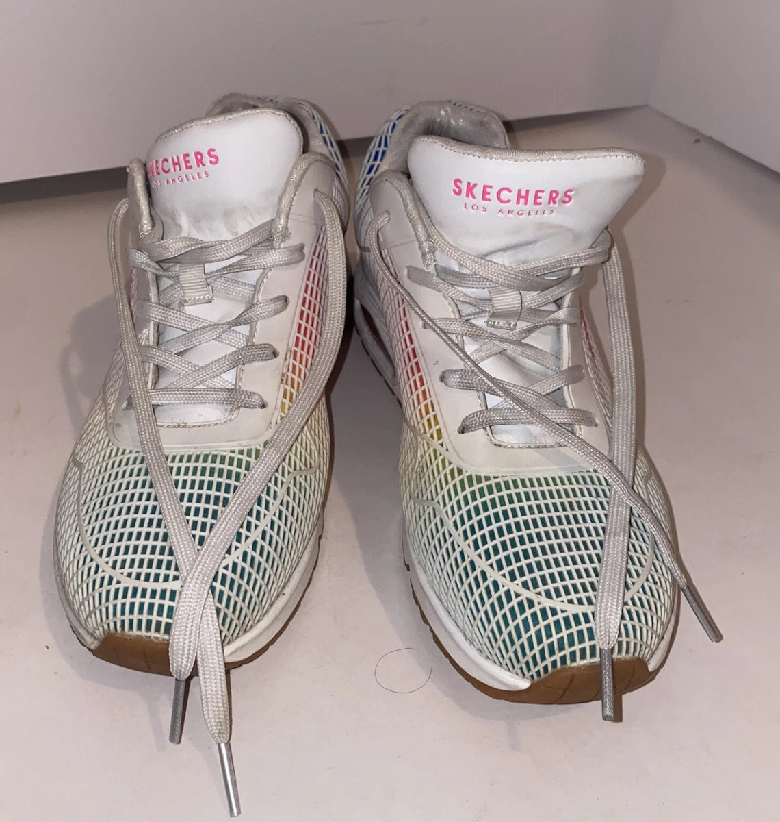 La gear shop womens tennis shoes