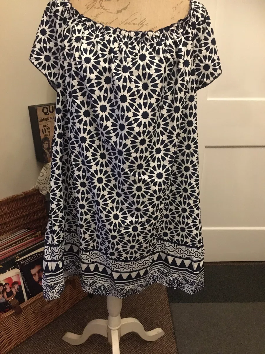 Cameo rose black hot sale dress