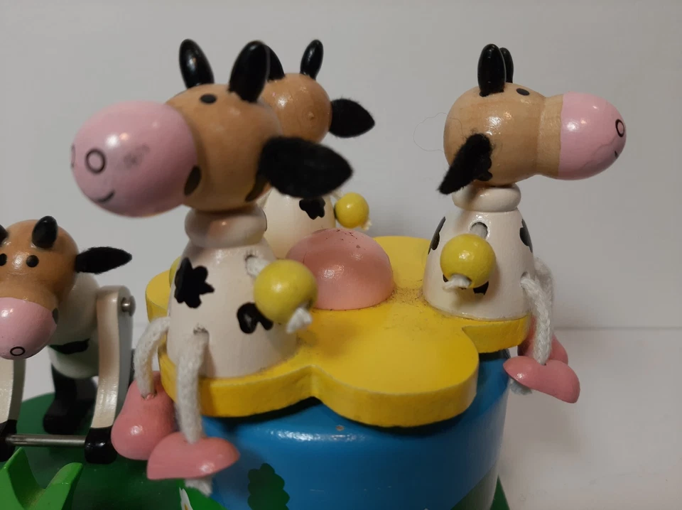 Ancienne boite à musique mécanique " Les Vaches " - Ulysse (France) - Photo 3/4