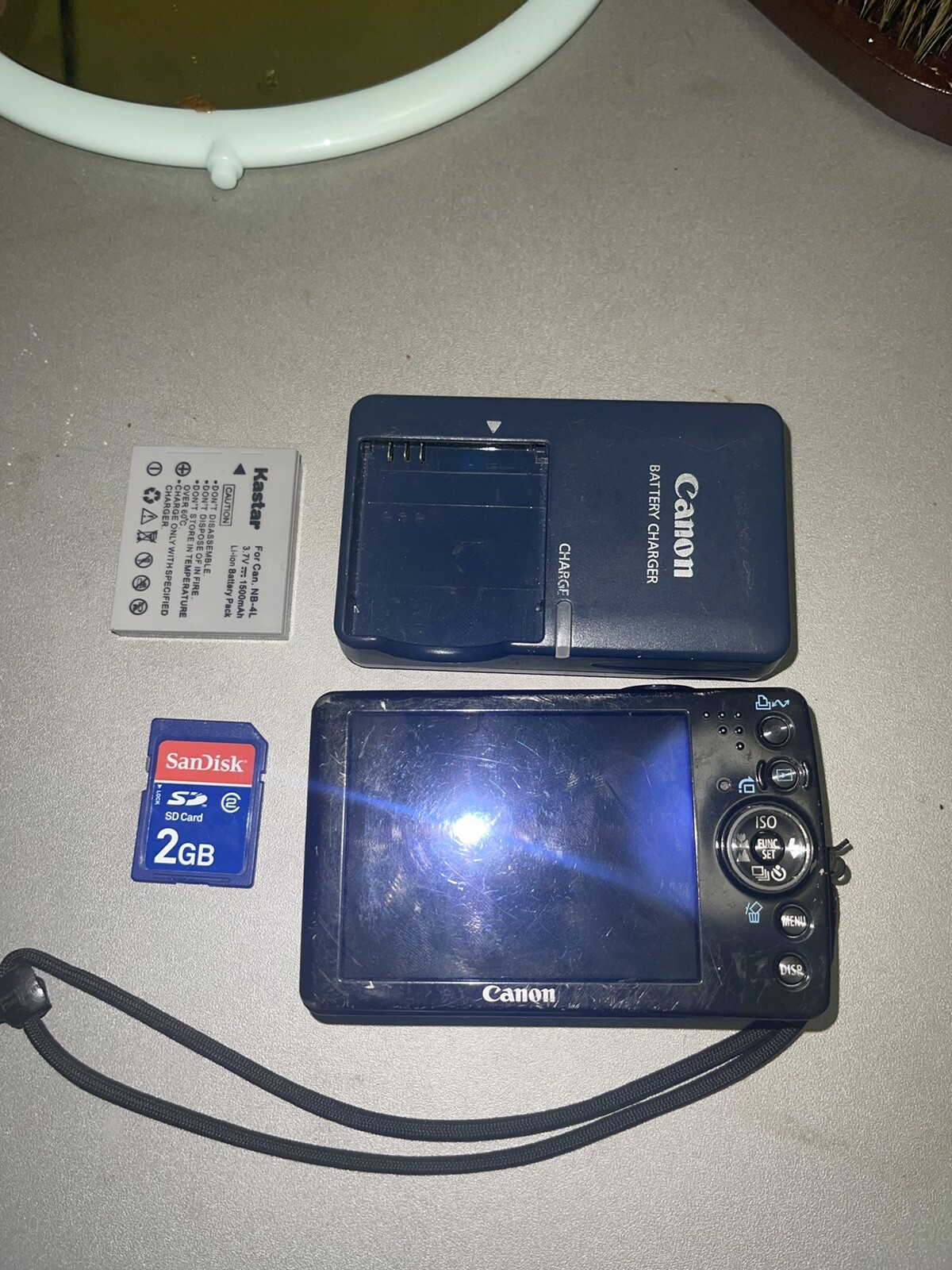 Canon PowerShot Digital ELPH SD750 7.1MP Digital Camera w/case 2gb card  charger 13803082210 | eBay