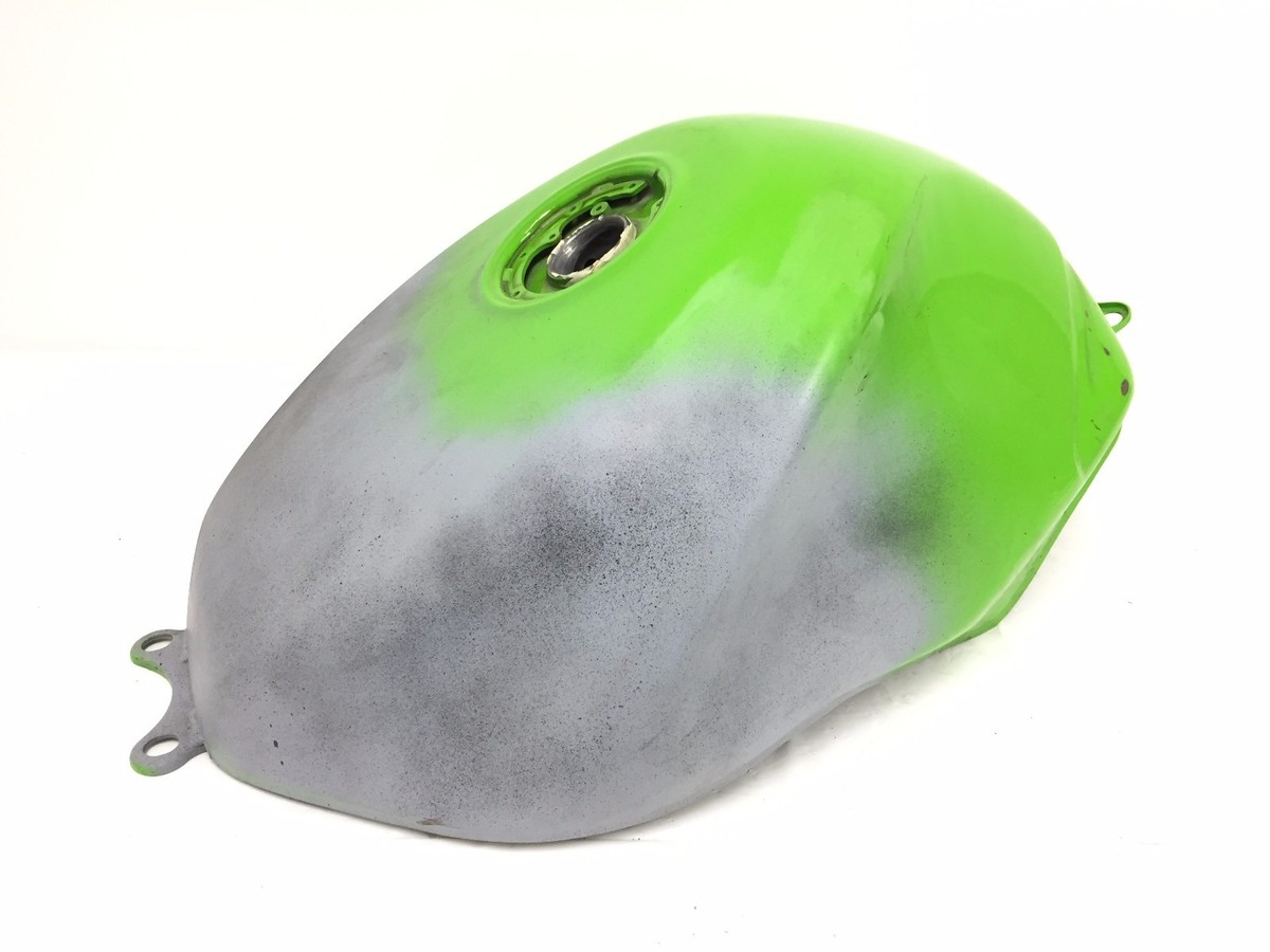 999です。 Kawasaki 1998 1999 ZX600 ZX6G G Ninja Fuel Gas Tank - Clean