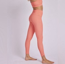   NWT Onzie | High Rise Rib Leggings | Peach ...