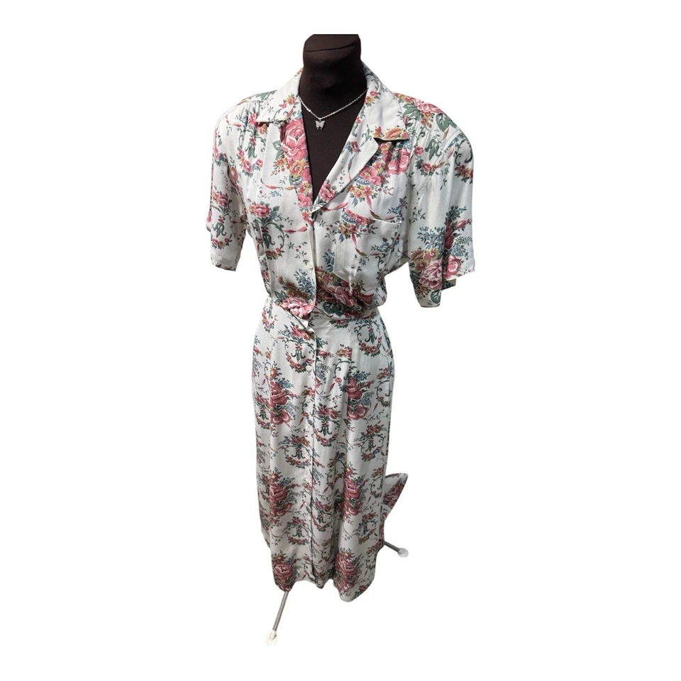 Vtg Ralph Lauren White Floral Maxi Dress Sz 4 Button Front Pockets Short Sleeve - Image 3 of 4