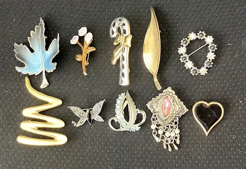 Lot Of  10 Various Vintage Costume Jewelry  Brooches