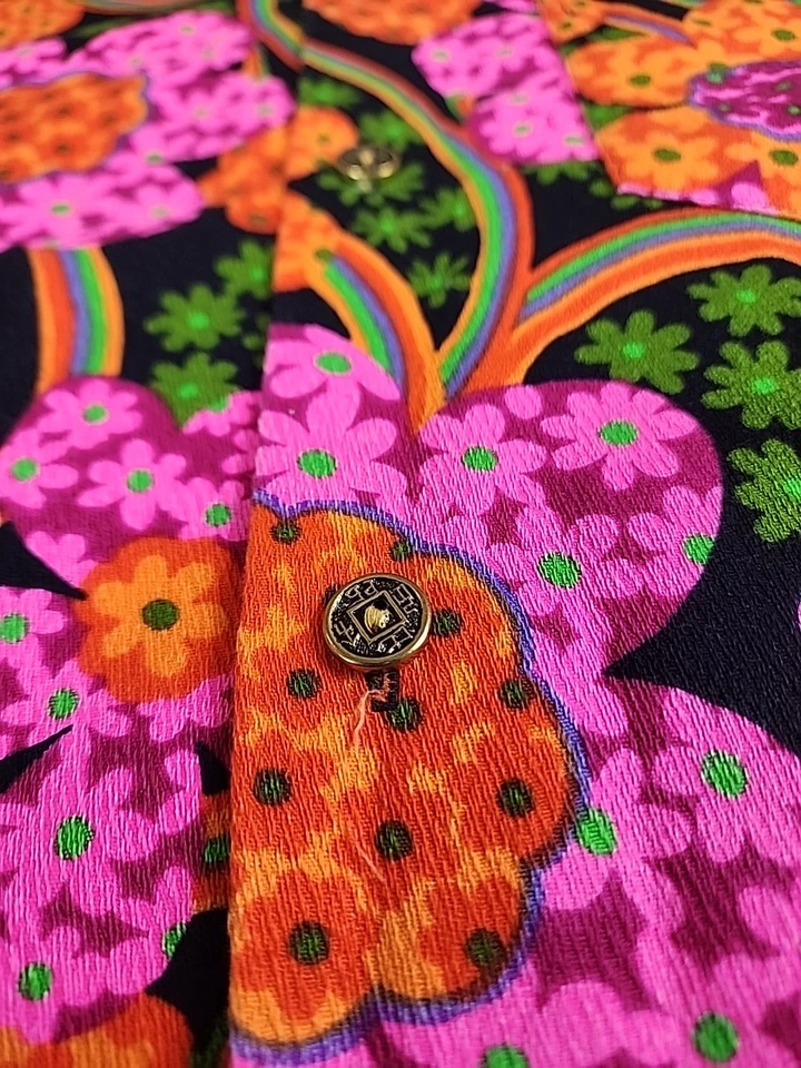 Camisa De Colección Años 60 Real Hawaiana Tela de Corteza Colorida Moneda Botón Cuello Lazo Mediana Foto 4 de 4