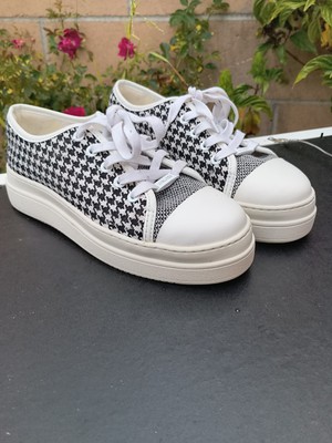 J/Slides Natasha Platform Sneaker Light Grey Crochet Lace Up Low-Top 6-1/2