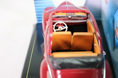 Solido 1:18 Peugeot 203 Découvrable 1954 - Rouge (Modèle D'Occasion)