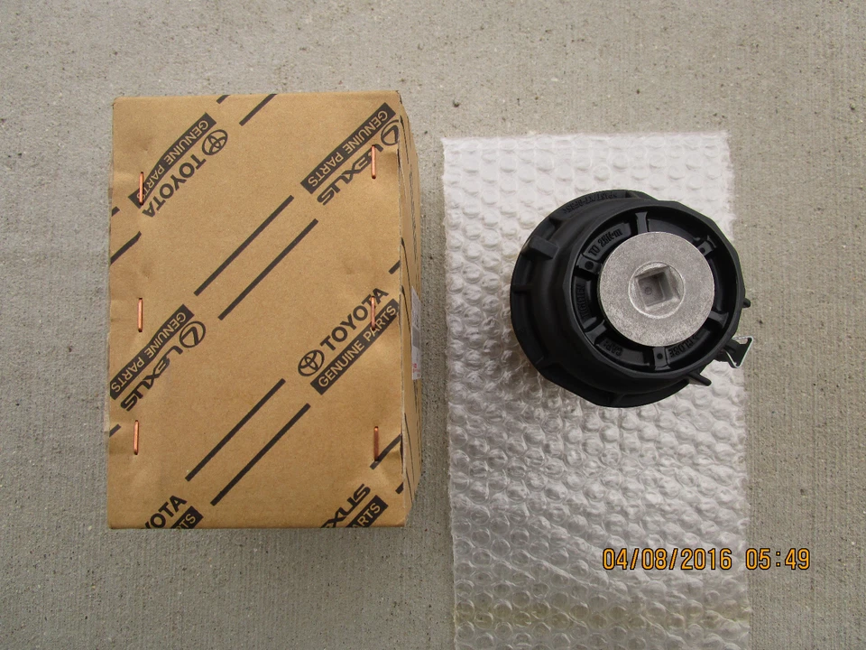 07 - 14 TOYOTA FJ CRUISER 4.0L 6Cyl tampa de filtro de óleo com conjunto de filtro fabricante de equipamento original nova - Imagem 2 de 4