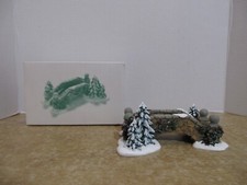Dept. 56 1997 Village Accessories Stone Footb...