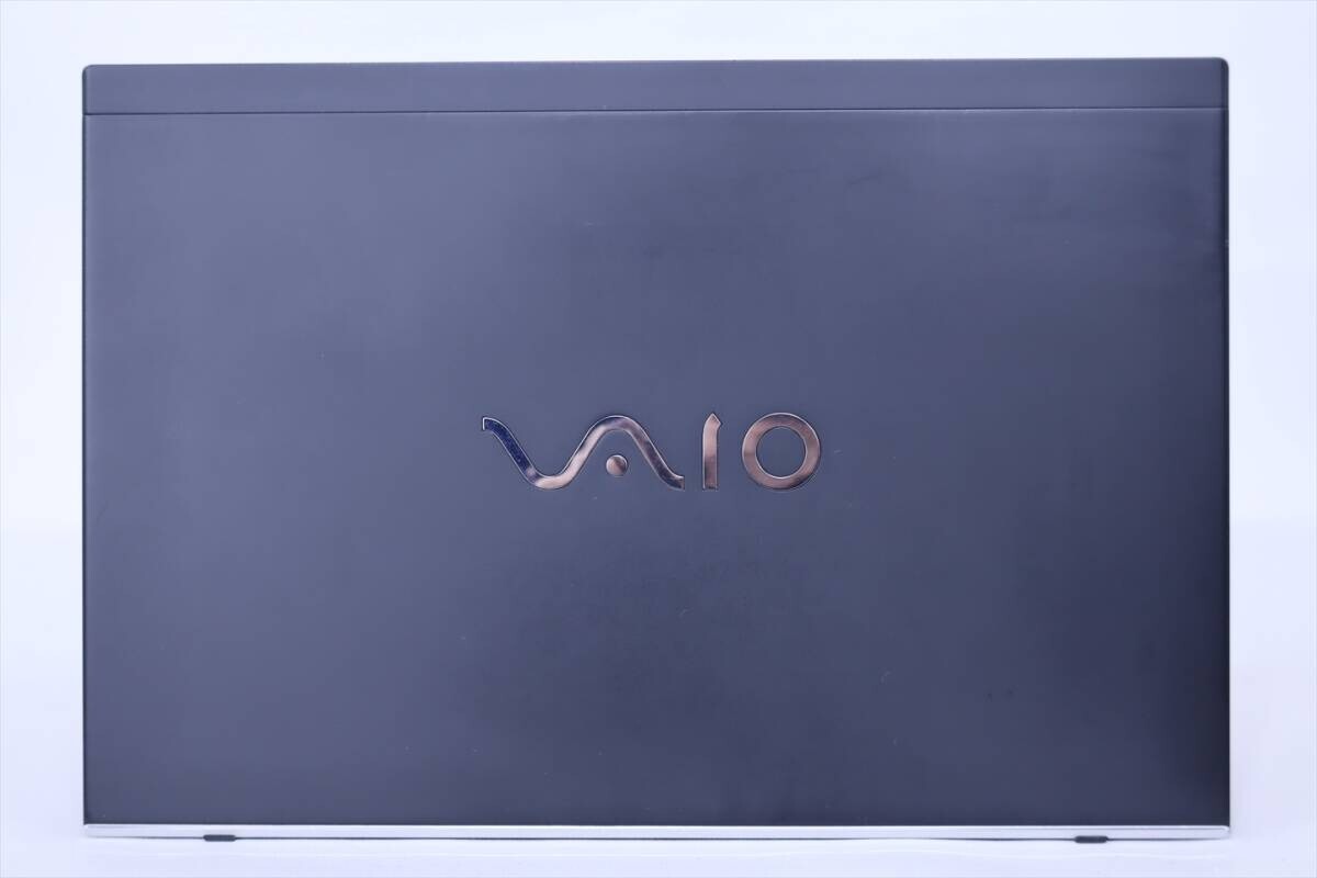 Sony Vaio VJPG11C11N Core i5 8250U 1.8Ghz RAM 8GB SSD 256GB Sony Vaio VJPG11C11N Core i5 8250U 1.8Ghz RAM 8GB SSD 256GB