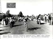 Original 1952 Tour Cycling Agency Photograph - Robic in Front of Coppi