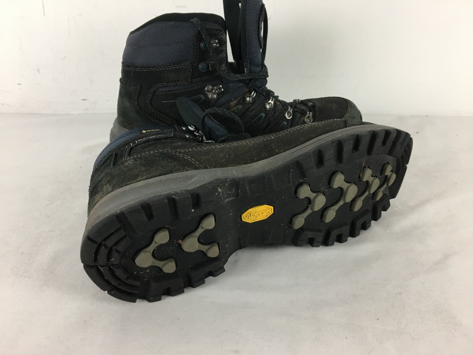 Berghaus Explorer Trek GORETEX Men's Walking Boots Size 9.5 Style