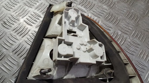 Lampenträger Rücklicht Rückleuchte innen Heckklappe  BMW 3-Se DE259813-52