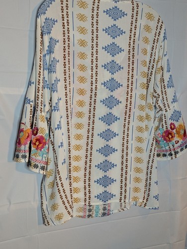 Savanna Jane Ladie’s Blouse Size 2XL Embroidered Floral Design BOHO Stunning! - Picture 2 of 10