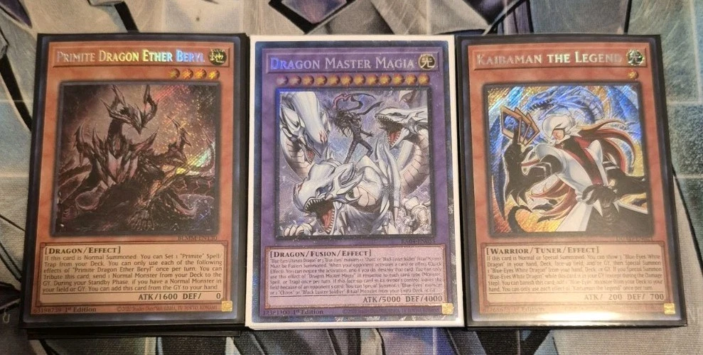 worst yugioh decks Yu-Gi-Oh! Blue-Eyes Ultimate Dragon Shonen Jump Collectors Edition main image 1