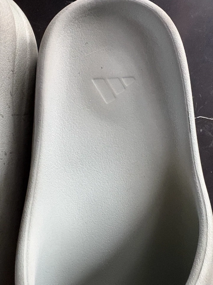 Adidas Yeezys Slides Talla 11 Foto 3 de 4