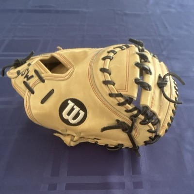Wilson A2000 DPCM 33  Catchers Mitt Pro Stock Baseball Glove Blonde/Black RHT
