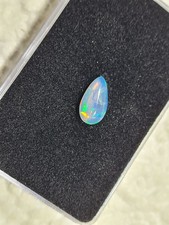 Top Farbspiel:  Welo Opal  11,5 x 6,4 mm           P31