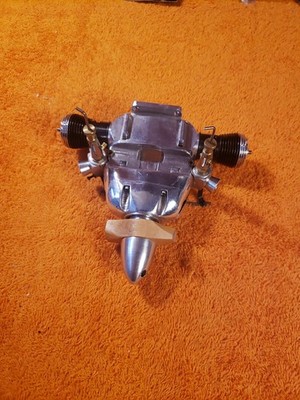 Cox Engine - Custom Opposing .099 Twin Cylinder Cox Motor Rare Flat Twin - KIK25