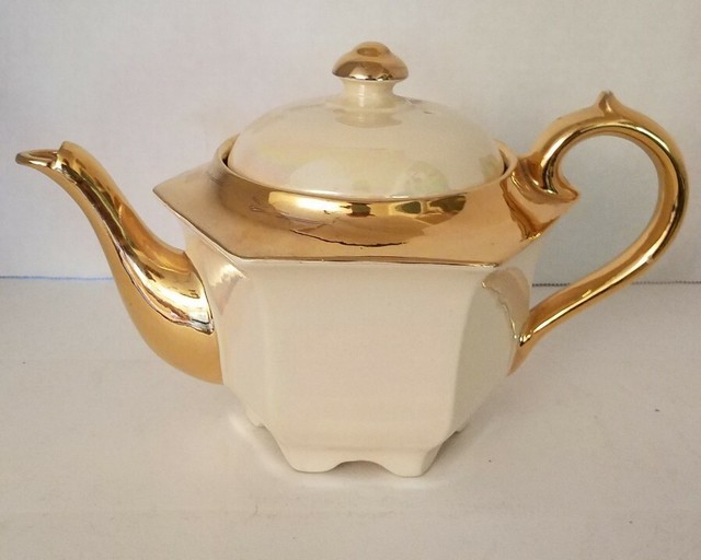 Vintage SADLER ENGLAND Tea Pot White Luster Gold Top England 1800