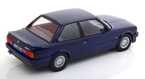 BMW 325I E30 M-PAKET 2 DARK BLUE METALLIC 1988 KK-Scale 1:18 - KKDC180931 - Imagen 2 de 5